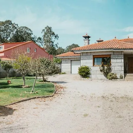 Villa Rio Mino Forcadela